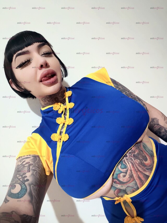 FOTOS DE BRATZCURVY , CURVILÍNEA , EL MEJOR TRATO DE REGRESO PARA TI