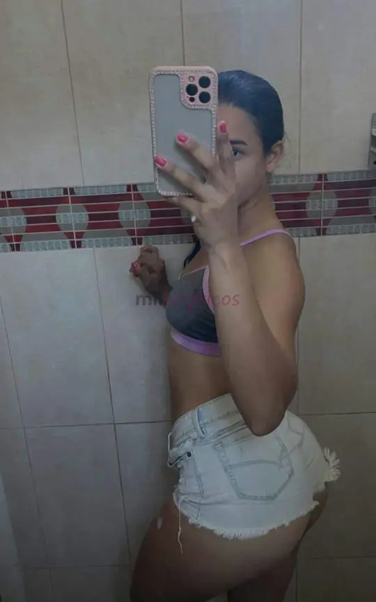Estou precisando de ajuda para pgr meu aluguel no momento estou desempregada vendo conteudo faco chamada de video e aceito propostas quem uma tiver in...