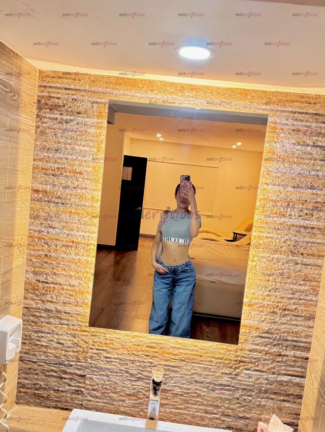 FOTOS DE DANIELA VIP BONITA 21 AÑOS PIEL BLANCA MUY COMPLACIENTE