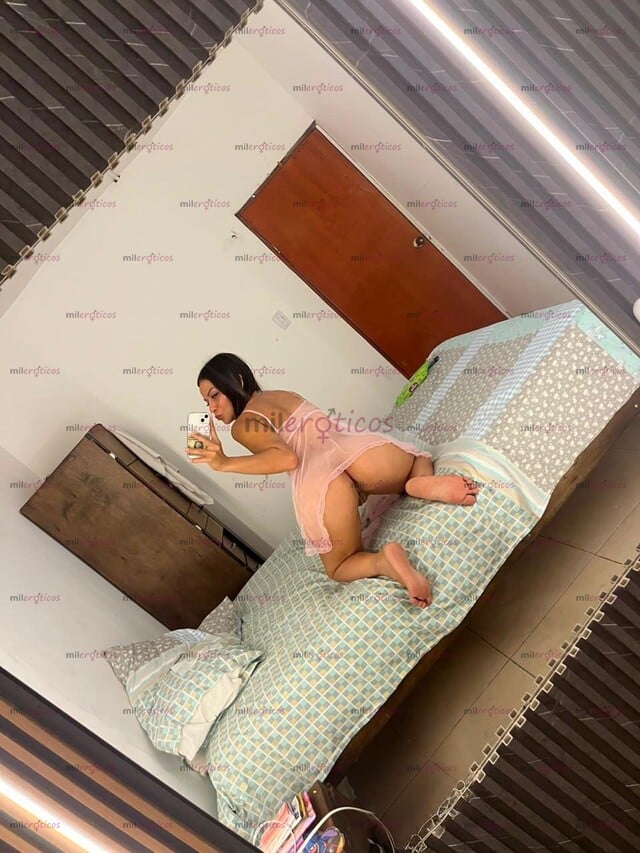 FOTOS DE XPRIMERA VEZ FLAQUITA SÚPER APRETADITA Y MOJADITA