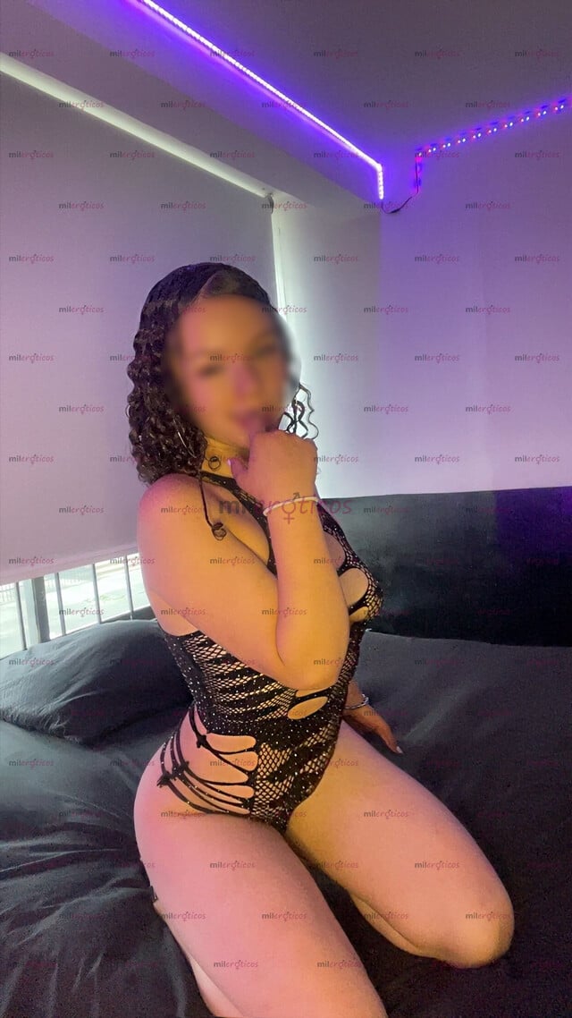 FOTOS DE HOLA AMOR SOY LUNA TENGO 18 AÑOS, SOY UNA LINDA JOVENCITA DE PIEL BLANCA Y OJOS