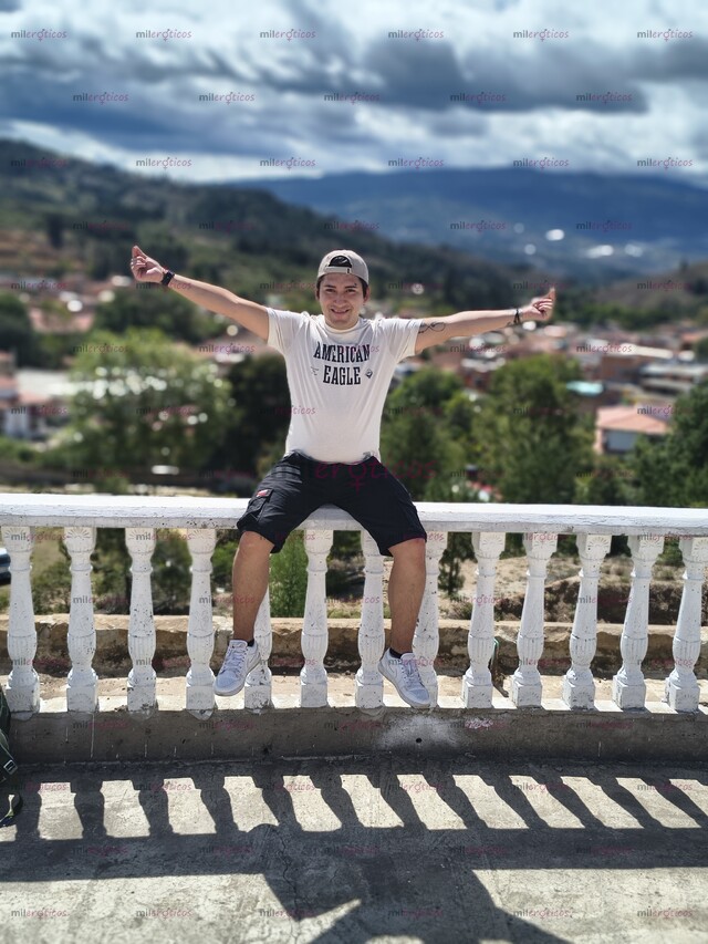 FOTOS DE HOMBRE LAMPIÑO DE CULO GRANDE THE BOY BIG ASS