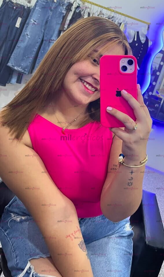 FOTOS DE MONA HERMOSA CON VAGINA APRETADA Y MUCHAS NALGAS PARA TI
