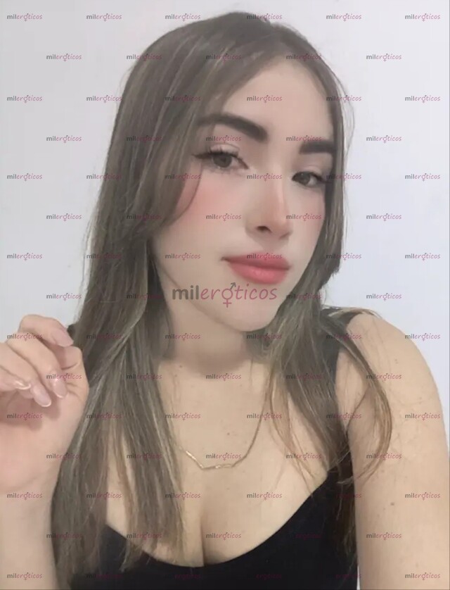 FOTOS DE SOY ALANA UNA MONA MUY HERMOSA DE OJITOS CLAROS SOY SEXI Y ATRACTIVA