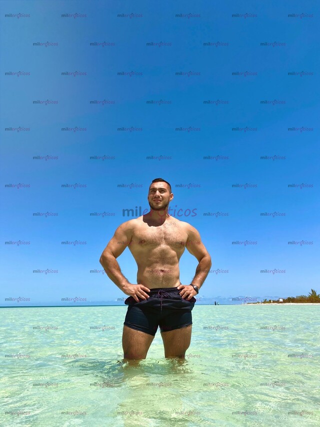 FOTOS DE DE VISITA EN MONTERREY POR PRIMERA VEZ MACHO HETERO VARONIL VERGON !!!!