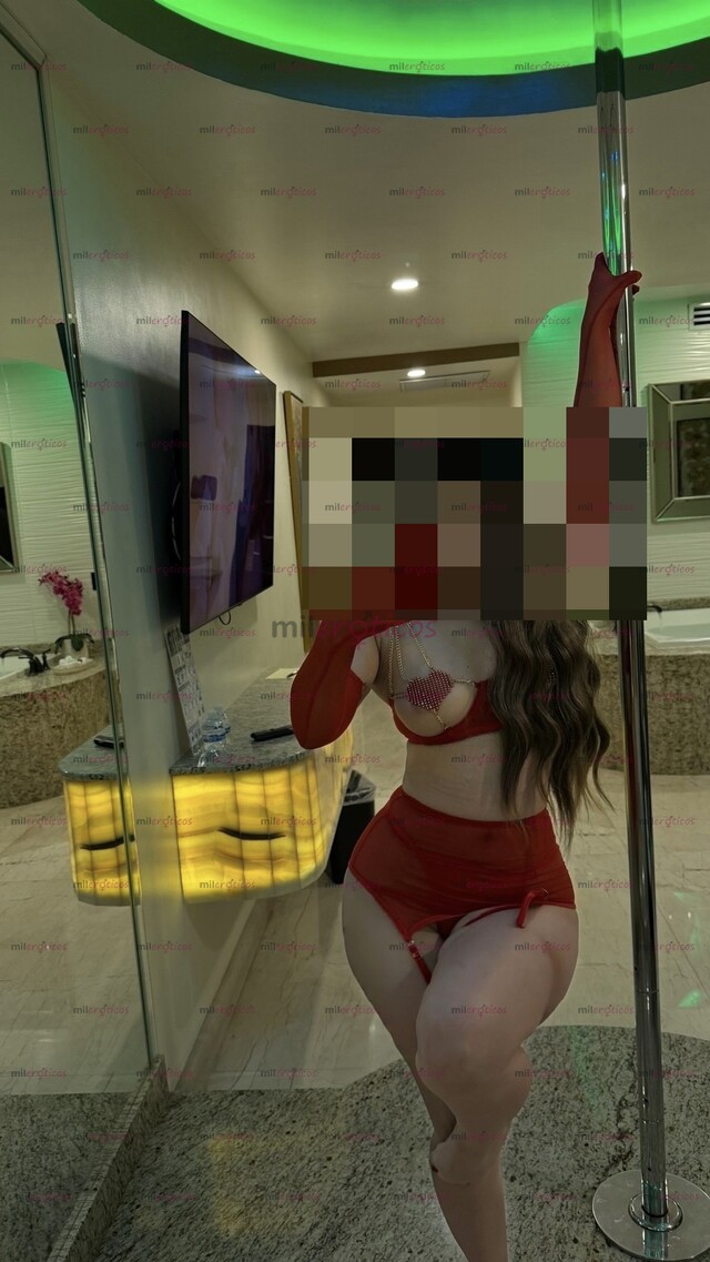 FOTOS DE CHAPARRITA PETTITE DE BUENAS CURVAS, RICA Y DISPONIBLE PARA CUMPLIRTE TODO