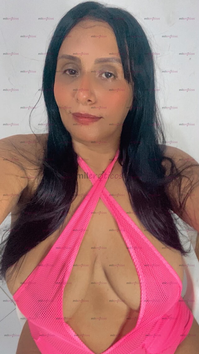 FOTOS DE SOY SUSY UNA MILF TETONA LISTA PARA CUMPLIR TODAS TUS FANTASÍAS PAPI