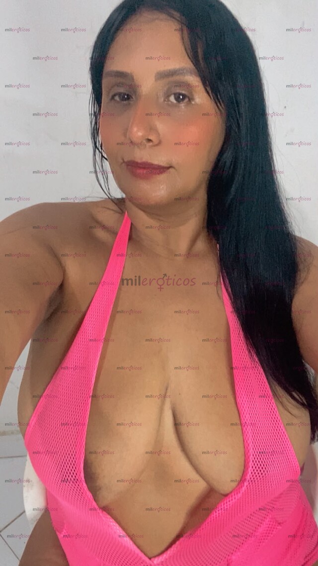 FOTOS DE SOY SUSY UNA MILF TETONA LISTA PARA CUMPLIR TODAS TUS FANTASÍAS PAPI