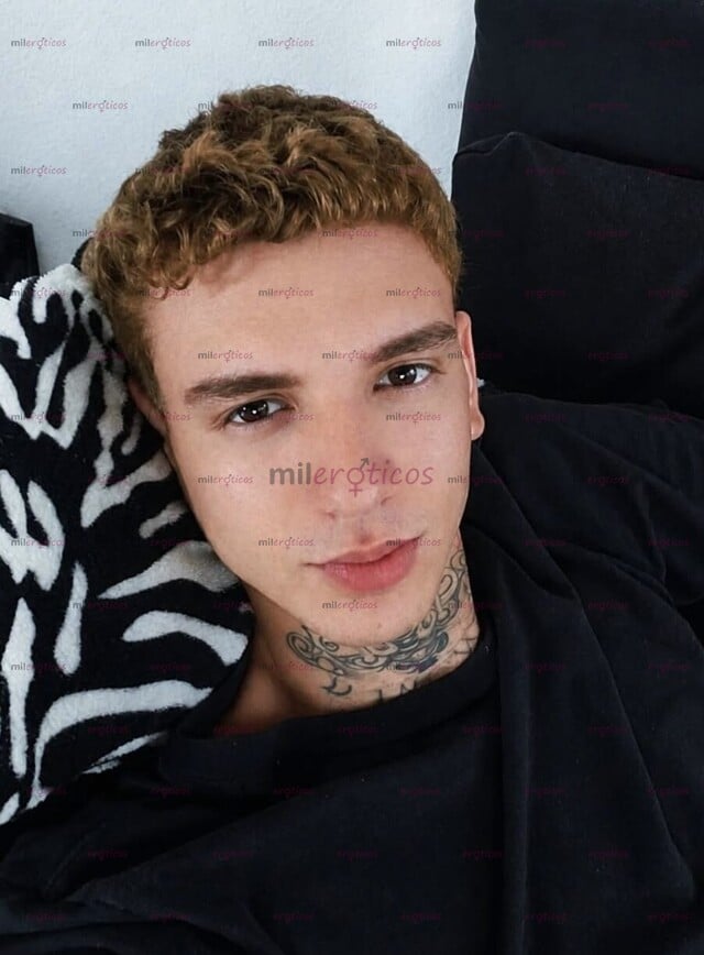 FOTOS DE HOLA SOY DAVID 19 AÑOS DELGADO TWINK LISTO PARA PASARLA BIEN