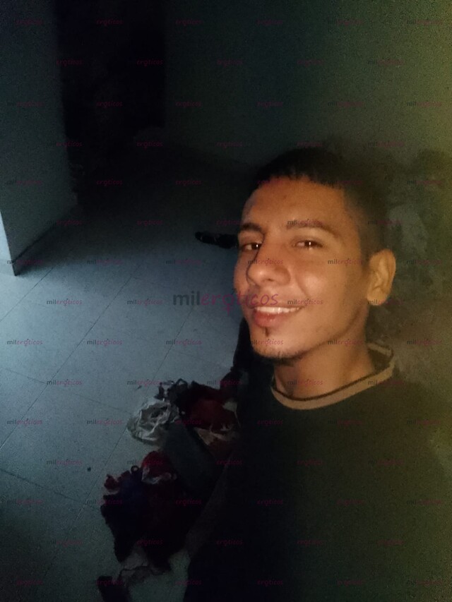 FOTOS DE CHICO VERGON CON MUCHAS GANAS DE COMPLACERTE