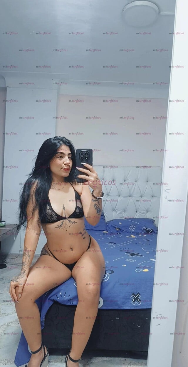 FOTOS DE ANDREA, HERMOSA JOVENCITA BAJITA DELGADA