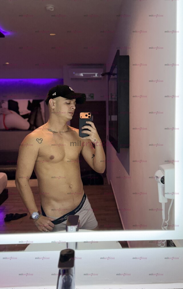 FOTOS DE CUBANO MASAJISTA EROTICO EN TU CIUDAD SOLO PARA DAMAS