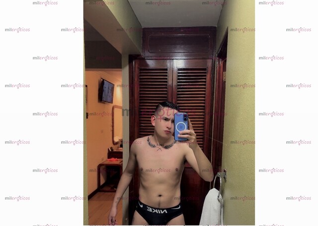 FOTOS DE HOLA AQUÍ CHAVITO VERGON CON 22 CM DE PURO AMOR ENTRON ACTIVO