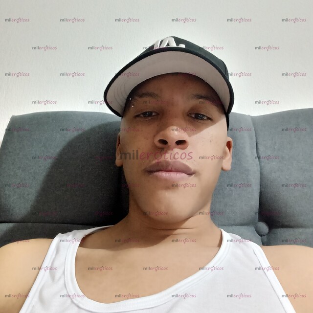FOTOS DE BISEXUAL VERSÁTIL A DOMICILIO COMPLACIENTE