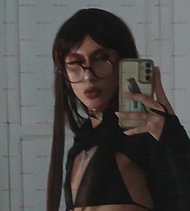 FOTOS DE HOLA TENGO 20 AÑOS SOY UNA NENA FLACA, ALTA, CON UNA CARA MUY LINDA.