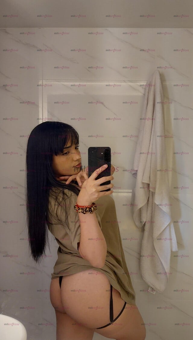 FOTOS DE JOVEN Y HERMOSA MORENA (SOLO DOMICILIOS)