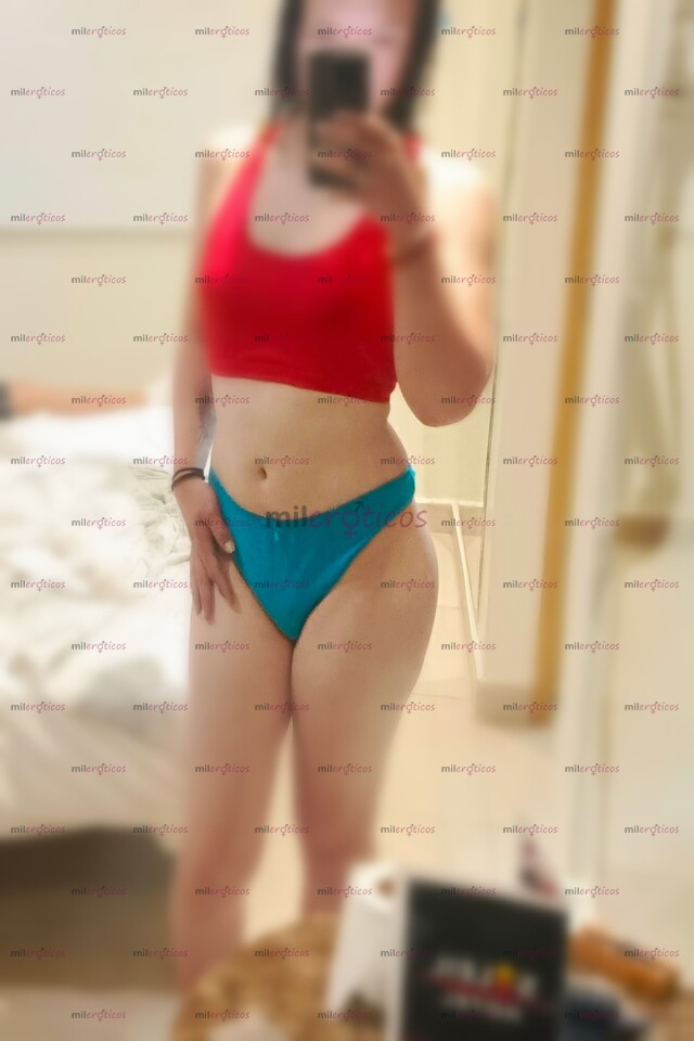 FOTOS DE MUJER TRANS NINFOMANA POR DIVERSIÓN, TETAS PEQUEÑAS Y ROSITAS