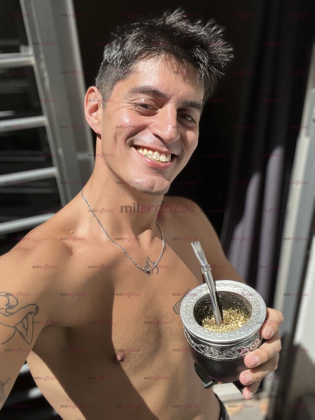 FOTOS DE ARGENTINO EN CIUDAD DE MÉXICO CON GANAS DE VIVIR NUEVAS EXPERIENCIAS