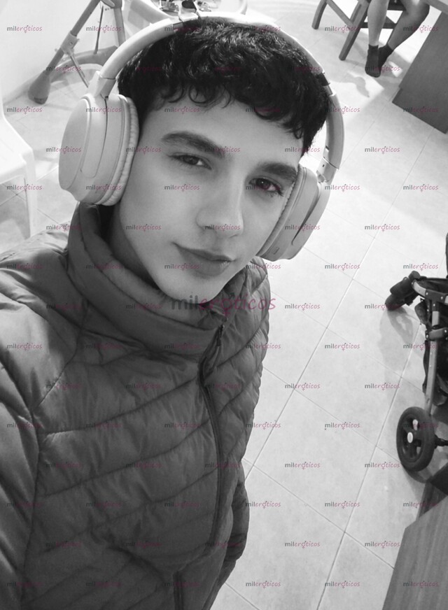 FOTOS DE INTER TWINK DELGADO 19 AÑOS LISTO PARA PASAR UN BUEN EATO