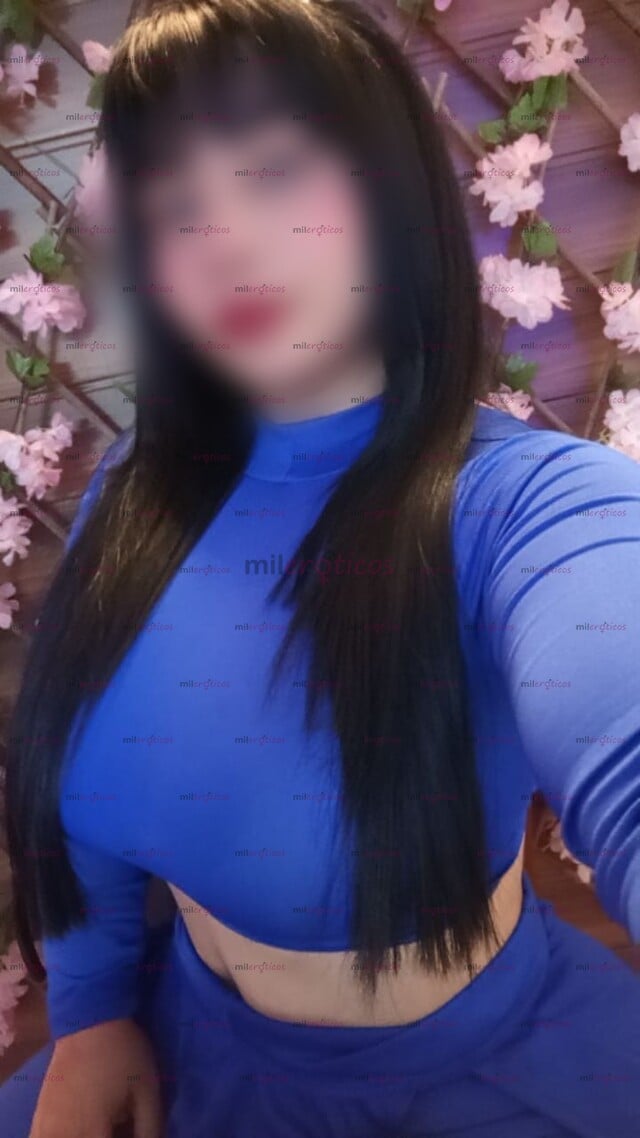 FOTOS DE MASAJISTA COMPLACIENTE BRINDANDO MASAJE ERÓTICO, TÁNTRICO...