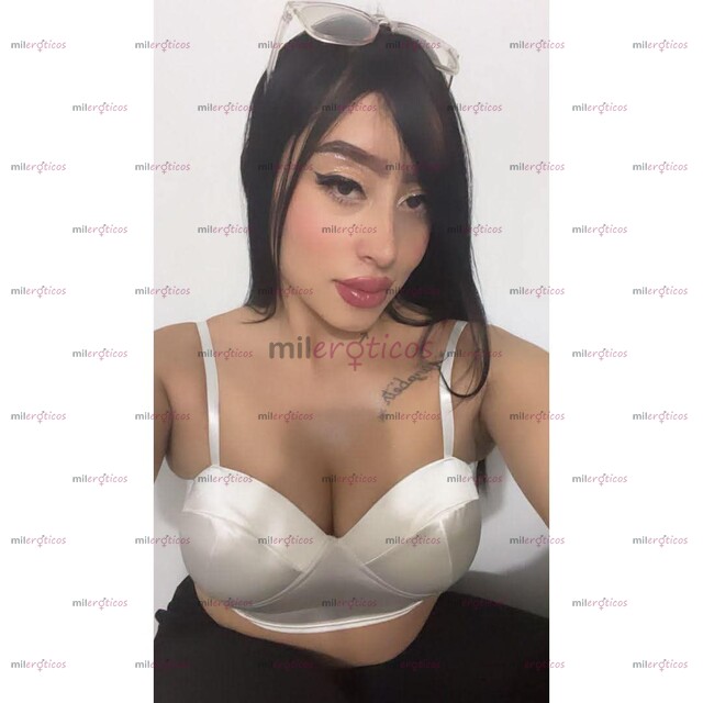 FOTOS DE LIZZ JOVE HERMOSA CON CUERPO EXOTICO PEZONES PERFORADOS AGRADABLE Y DIVERTIDA