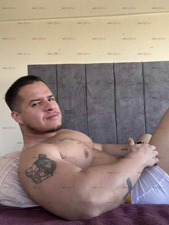 FOTOS DE CHAPARRITO NALGÓN, CUERPO DE GYM, DISCRECIÓN