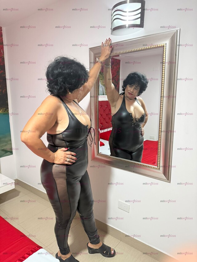 FOTOS DE CONTENIDO EXPLÍCITO DE FETICHES Y BDSM ASOMBROSO
