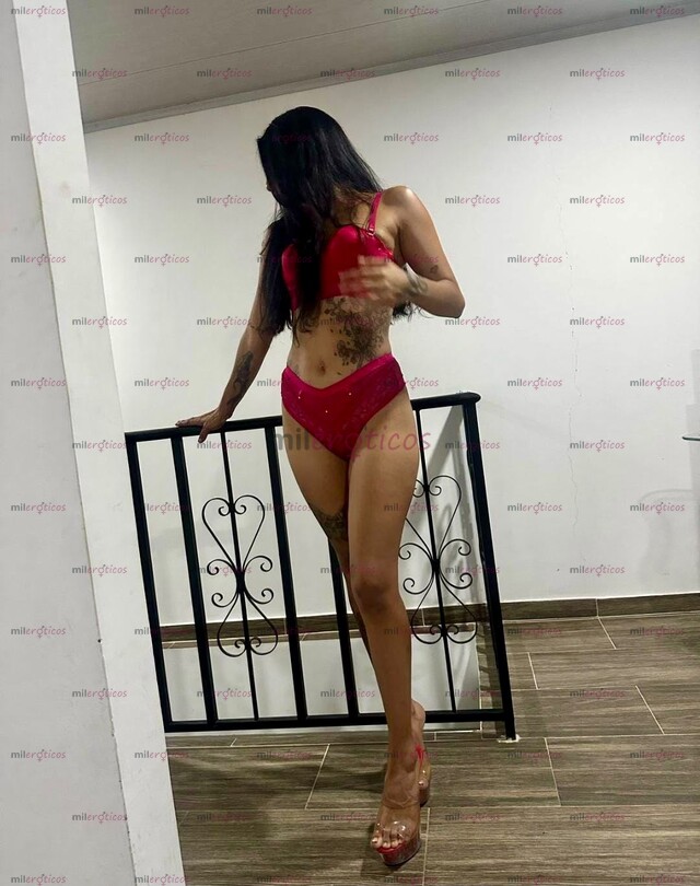 FOTOS DE BRENDA FLAQUITA TALLADORA NUEVA EN LA PAGINA