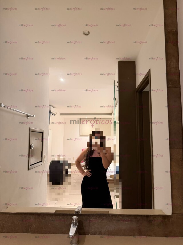 FOTOS DE GUERITA LINDA NALGAS BIEN PARADAS Y CLITORIS CERRADITO QUE APRIETA