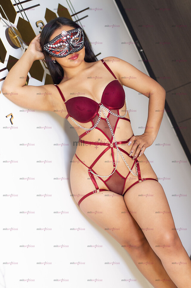 FOTOS DE CHARLOTTE JOVEN ESCORT MORENA TETONA Y CULONA EROTICASBOGOTA.COM