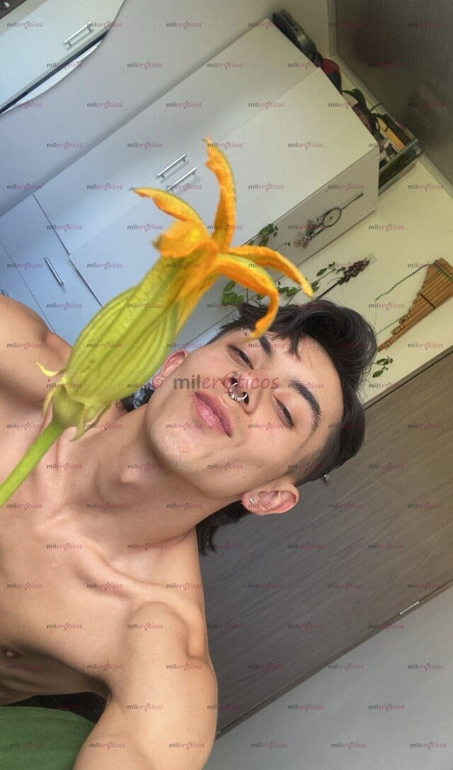 FOTOS DE PASIVO SUMISO DISPUESTO A TODO, SÓLO ESCRIBEME Y TUS DESEOS SON ÓRDENES. 1,55CM