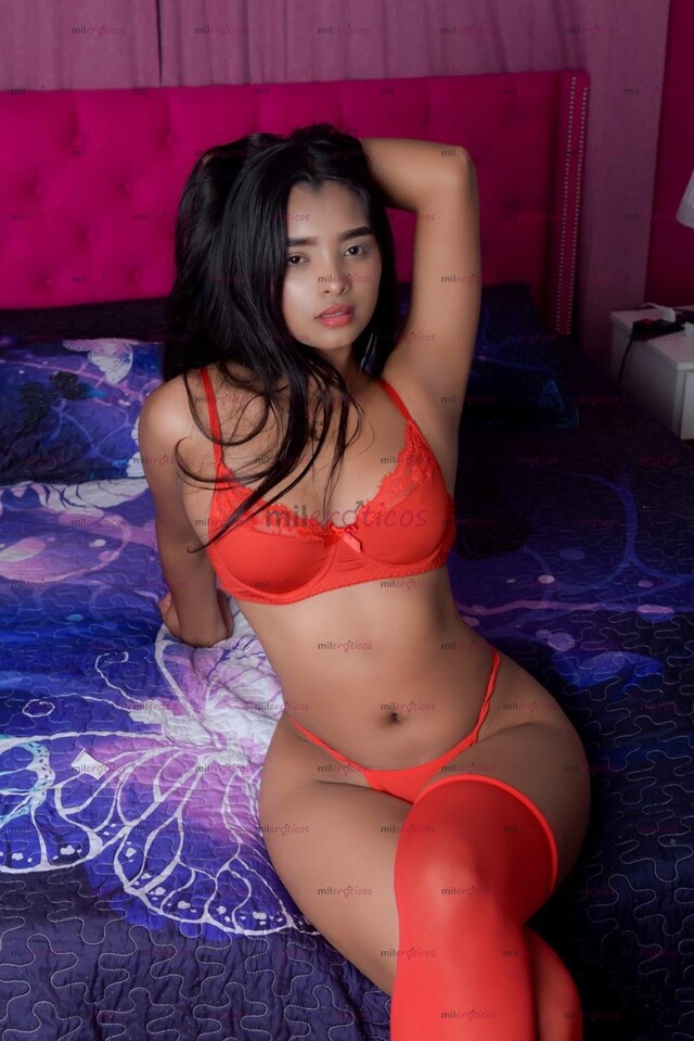FOTOS DE 19 AÑO JAZMIN TÚ CACHORRITA DE CONFIANZA VEN Y JUGUEMOS UN RATO CON MIS JUGUETES
