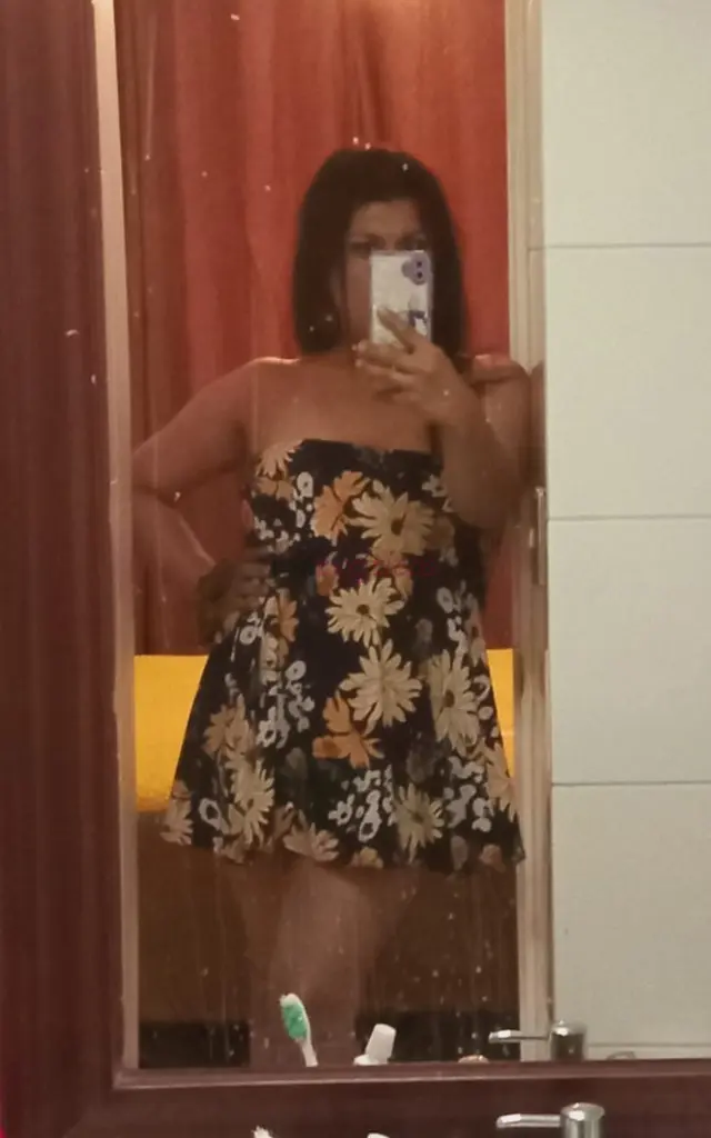 Sexo al maximo y llenos de morbo todas tus fantasias pueden ser realidad conmigo 18 x 5 cms de verga y 103 cms de nalgas y muslos harta carne firme y...