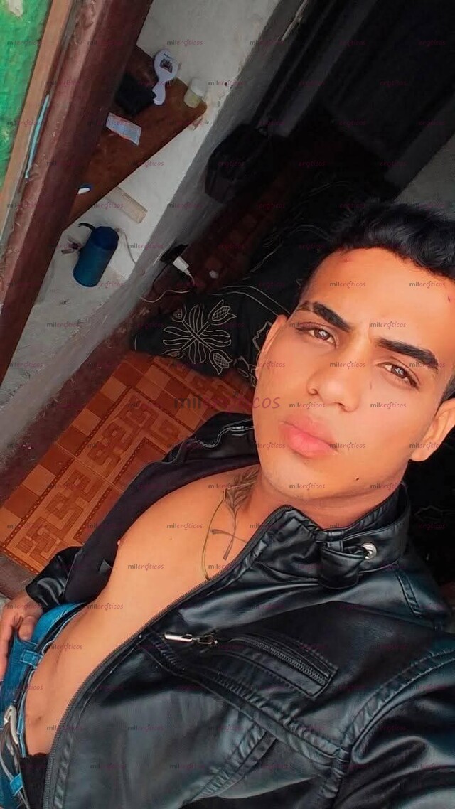 FOTOS DE SOY UN CHICO EXTROVERTIDO MENTE ABIERTA DISPUESTO A ESTAR CONTIGO