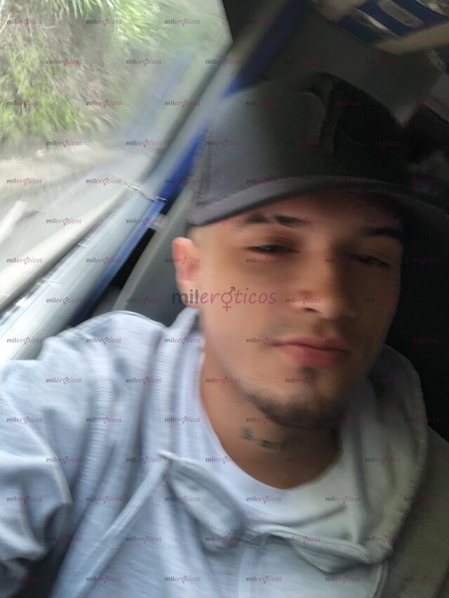 FOTOS DE POLLO JOVEN, EXCLUSIVO, CUERPO DE GYM PUESTO PARA TII