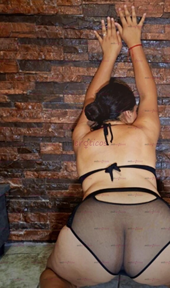 FOTOS DE CURVI CHICHONA DE 18 AÑOS, ARDIENTE E INDEPENDIENTE LISTA PARA QUE ESTRENES