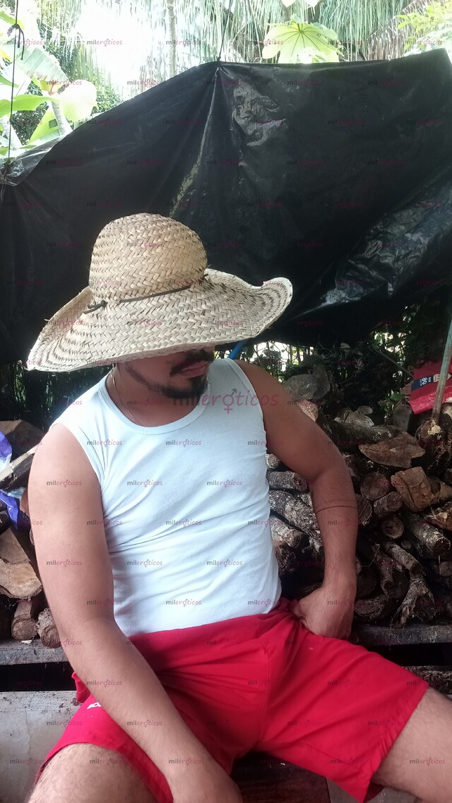 FOTOS DE BUSCANDO MORRITAS CULONAS Y TETONAS SOY AMABLE CARIÑOSO Y MUY ATENTO ME ENCUENTR