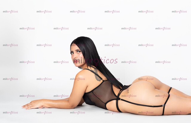 FOTOS DE SOFISTICADA, ELEGANTE Y SENSUAL MUÑEQUITA