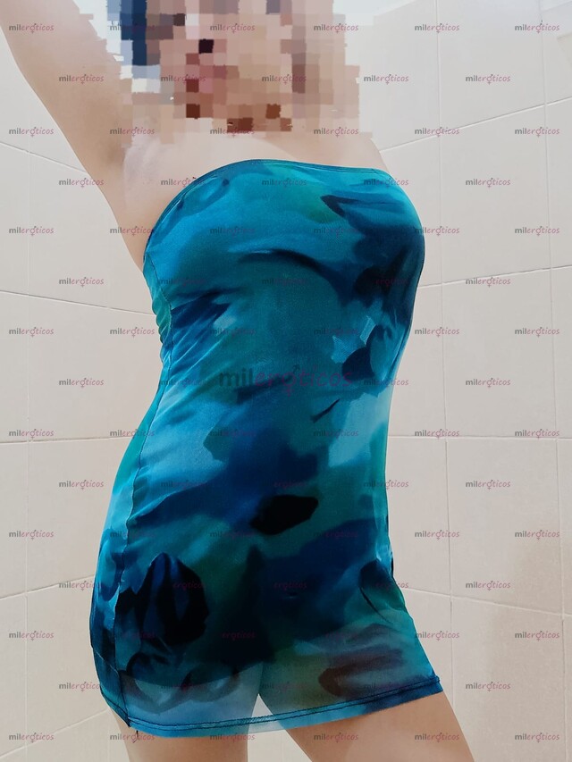 FOTOS DE SEXI NENA QUIERE CONSENTIRTE Y DISFRUTAR DE RICO SEXO PLACER Y LUJURIA ATRÉVETE
