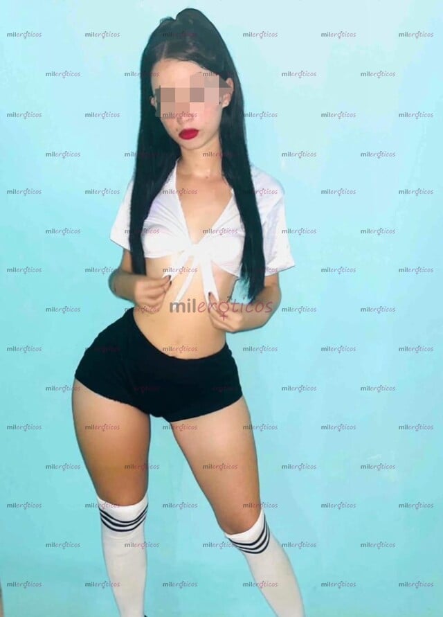 FOTOS DE DELGADITA OJOS COLOR MIEL 19 AÑOS PIEL BLANCA Y VAGINA ESTRECHA