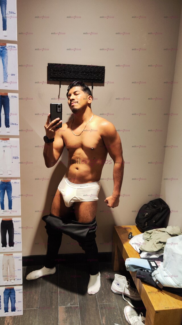 FOTOS DE CHACAL DELGADO VERGUDO MUY CULIADOR Y AGUANTADOR CON 20CM DE VERGA
