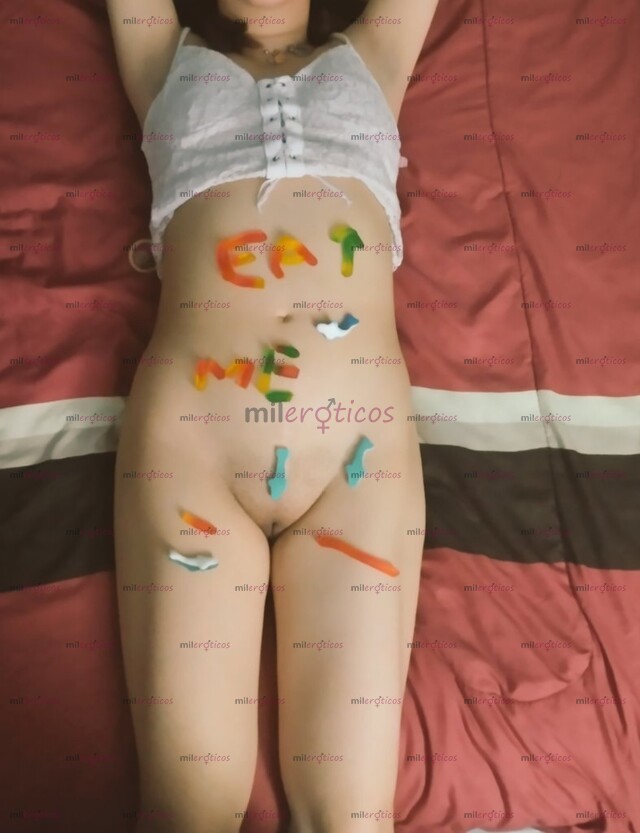 FOTOS DE CHICA DISCRETA, BISEXUAL, PETIT AL ALCANCE DE UN MENSAJ