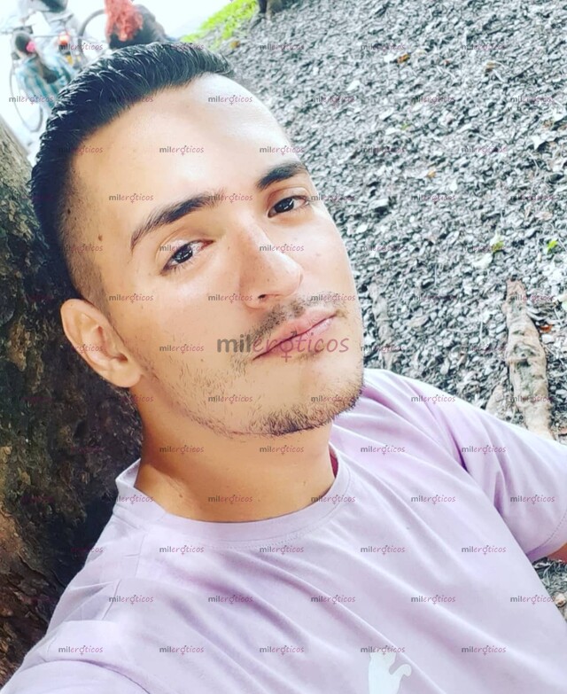 FOTOS DE JOVEN MADURO, RESPETUOSO Y EDUCADO. EXCELENTE TRATO, BUENA CONVERSACIÓN Y MOMENT