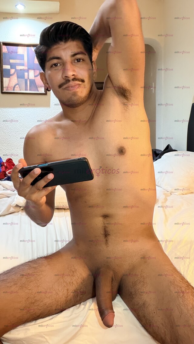 FOTOS DE CHACAL DELGADO VERGUDO MUY CULIADOR Y AGUANTADOR CON 20CM DE VERGA
