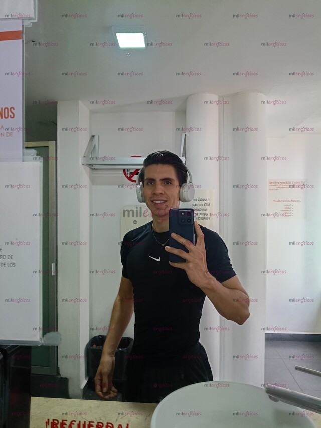 FOTOS DE BILINGUAL ESCORT: CABALLERO ATRACTIVO, EDUCADO Y EQUIPADO (21CM) DE VISITA