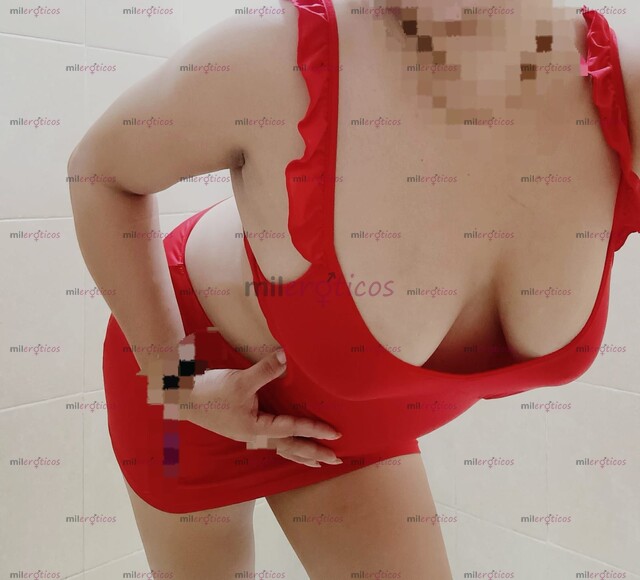 FOTOS DE EXQUISITA CHICA DE PIEL SUAVE Y PELIGROSAS CURVAS PARA TI