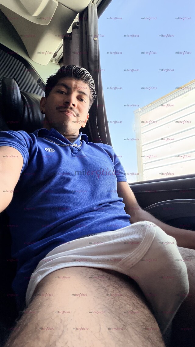 FOTOS DE CHACAL DELGADO VERGUDO MUY CULIADOR Y AGUANTADOR CON 20CM DE VERGA