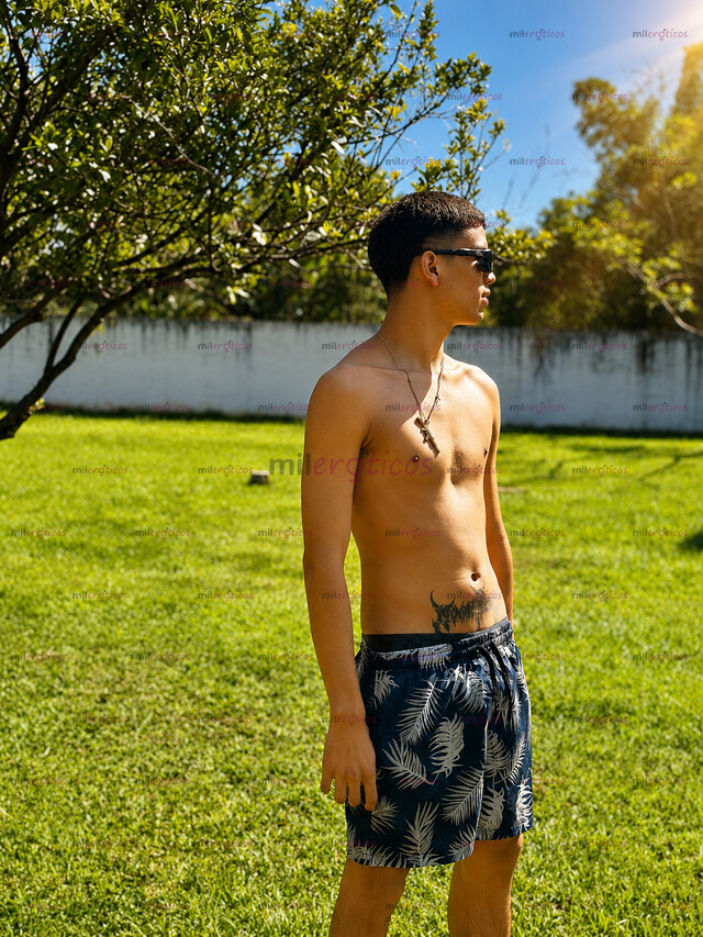 FOTOS DE SERIO, DISCRETO Y SIN DRAMAS EDUCADO Y BUENA COMPAÑÍA