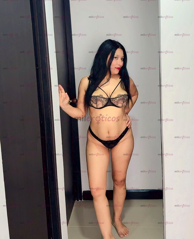 FOTOS DE CAMILA ,ARRECHITA Y COMPLACIENTE CON CUERPO HERMOSO