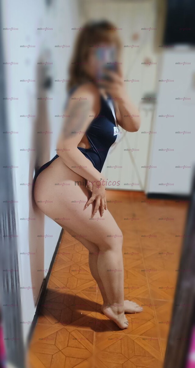 FOTOS DE LINDA BLANQUITA DE PIERNAS SEXYS Y COLA DELICIOSA EN BOSA PARA MÁS PLACER